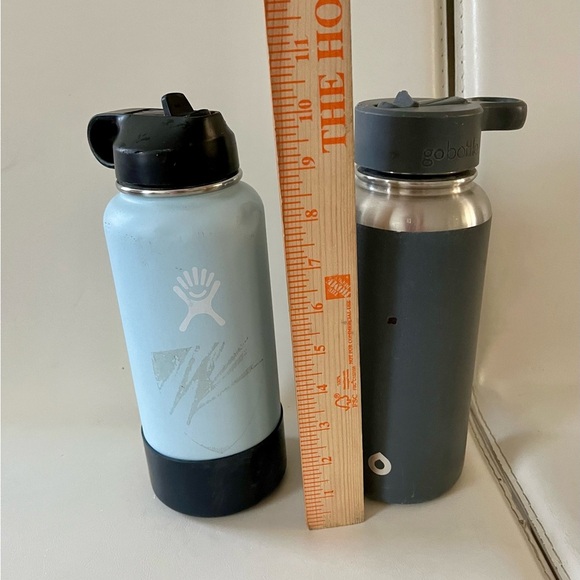 Used Hydro Flask and Gobie Water Bottles - Picture 2 of 11